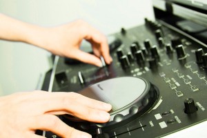 Mischpult mit DJane Marlaxx